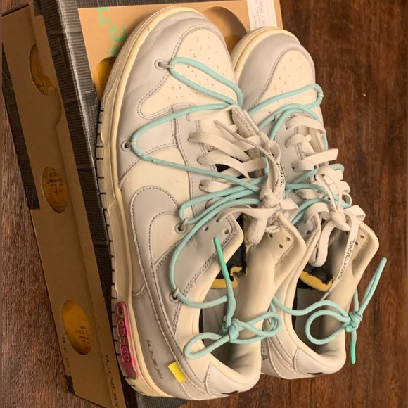 Off White Dunk Low Lot 04/50 - Picture 2 of 7
